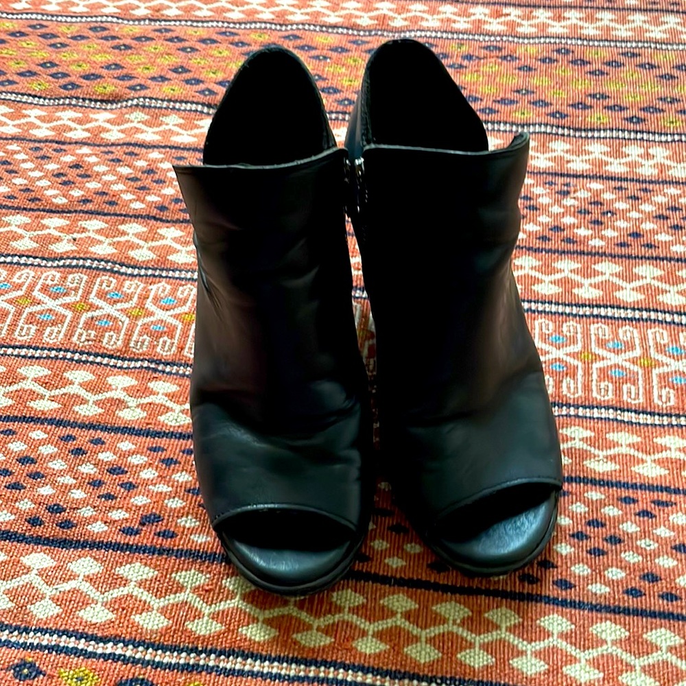 Timberland open-toe sandal booties